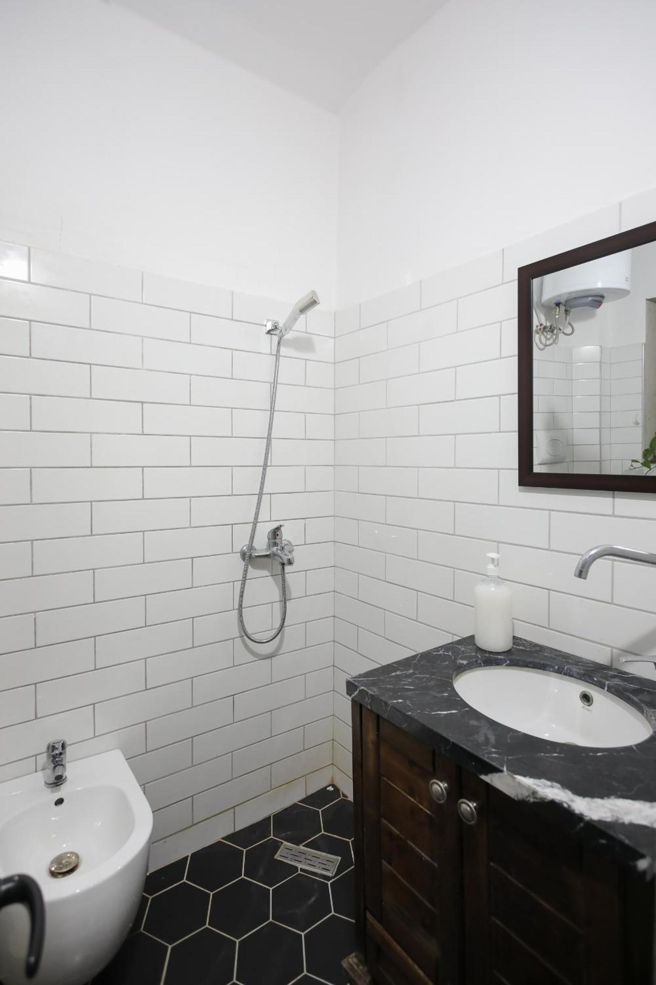 Super Apartment In The Ancient Roman Amphitheater Durres Bagian luar foto